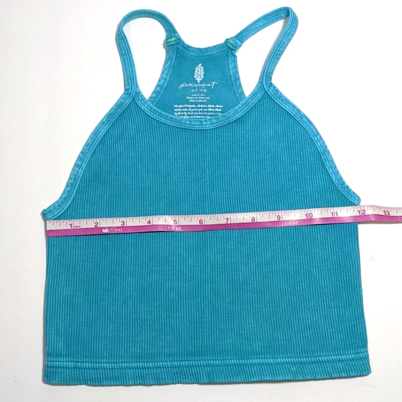 NWOT Free People FP Movement Happiness Runs Crop Top Aquamarine Sizes XS/S - M/L - Picture 8 of 11